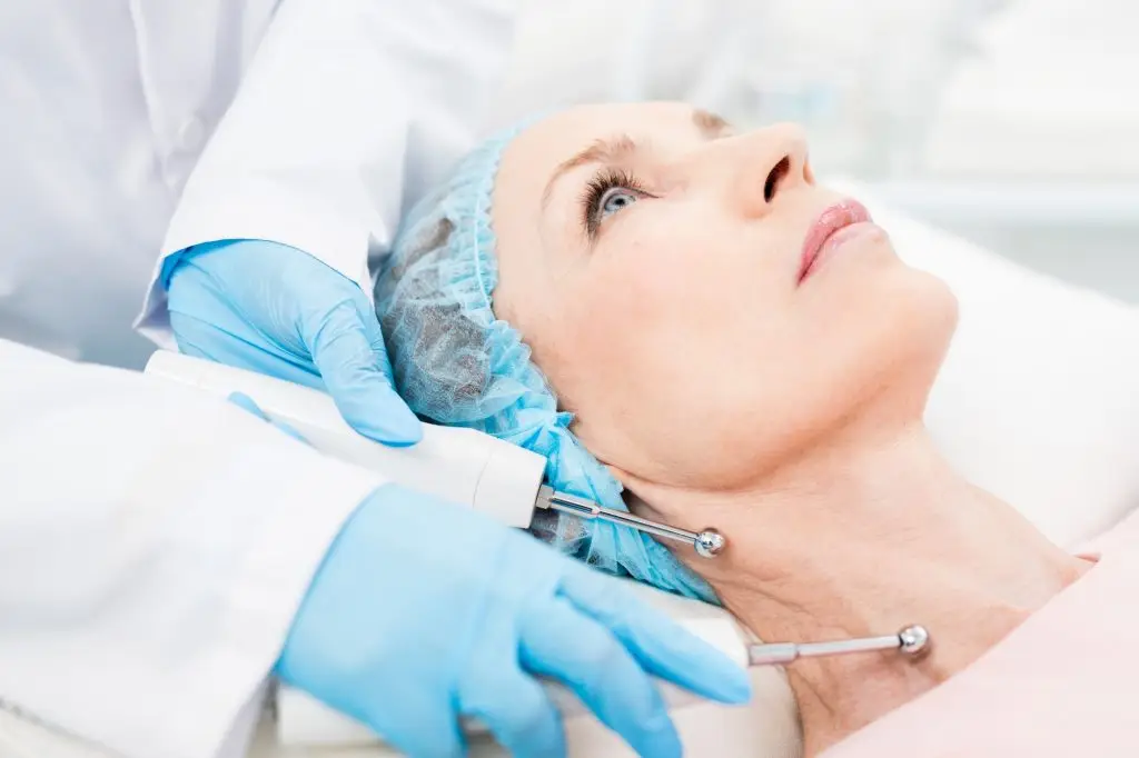 Rejuvenating neck skin