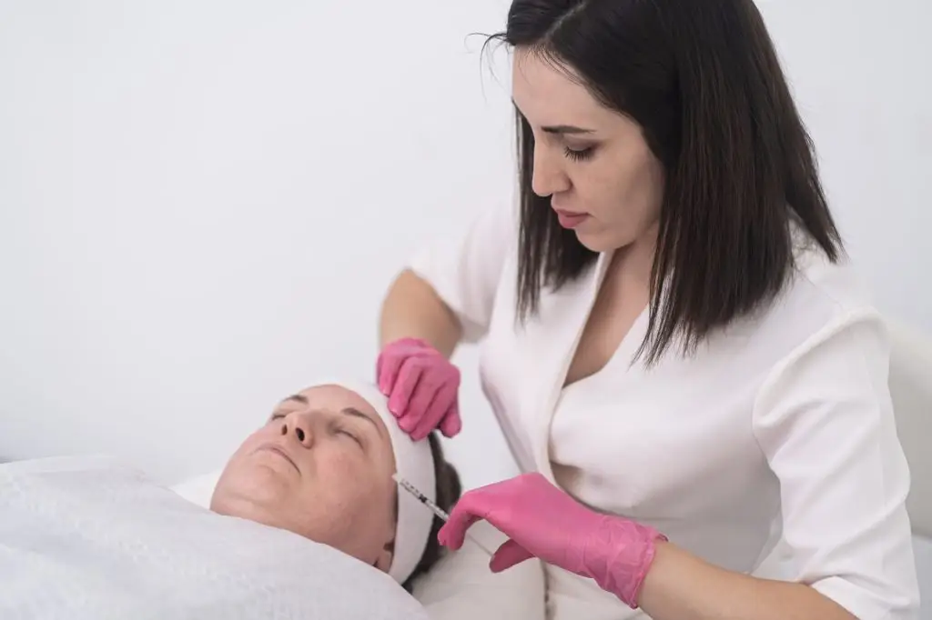 Transform skin with mesotherapy or hyaluronic acid shots. Skilled beauticians use injections