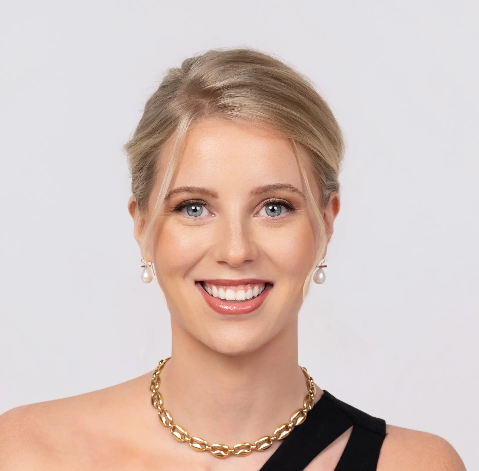 Annie is the office manager at NAWI Wellness in Naples, FL